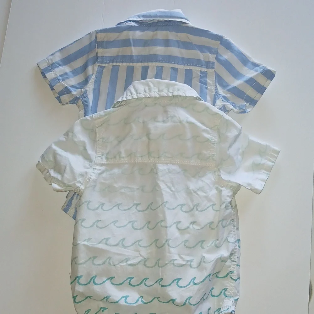 OshKosh B’Gosh Baby Boy Short Sleeve Button Down Bodysuit | Size:6M(strip) & 9M‎